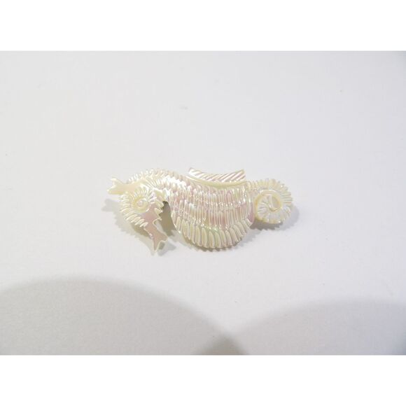 Vintage carved mother of pearl seahorse pin, white, 1.75" length - Picture 7 of 12